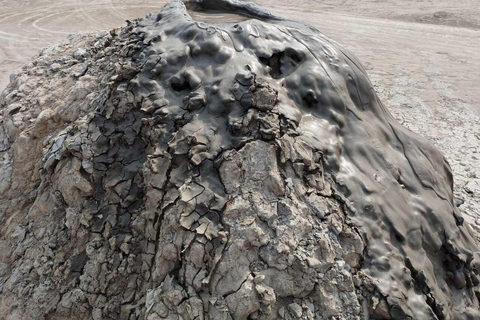 巴库：泥火山
