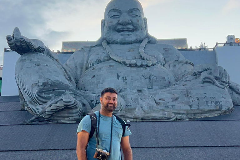 Montagne de la Vierge Noire, Cu Chi, Cao Dai avec guide LGBT