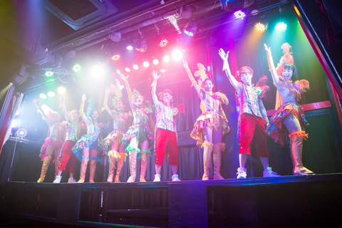 Tokio: Ginza Cabaret Show KONPARU mit Drink