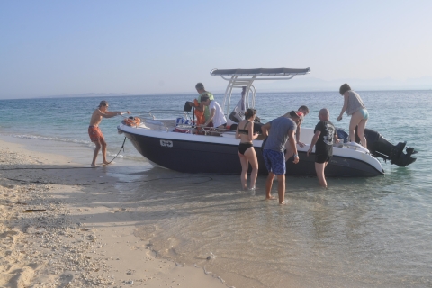 Hurghada : sortie en sous-marin et snorkeling à Orange BayExcursion avec transfert partagé