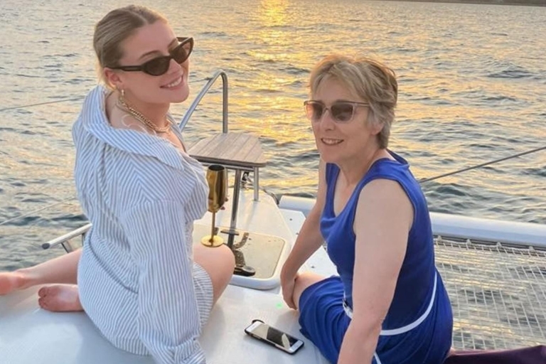 Palma : 2 heures de croisière en catamaran au coucher du soleil avec boissons