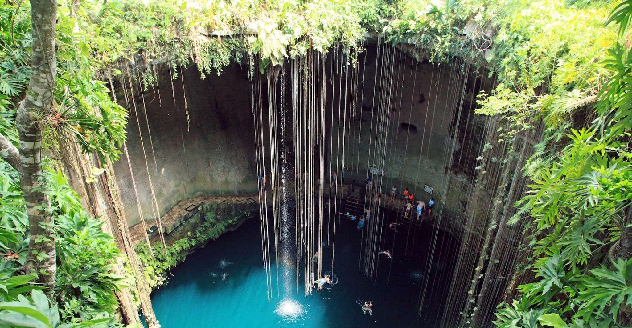 Day Tour to Chichén Itzá Cenotes Ik Kil & Suytun Valladolid, Cancun, Mexico