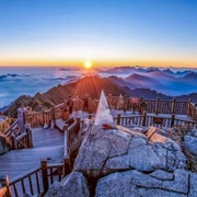From Hanoi: 2-Day Sapa, Cat Cat & Fansipan Cable Car