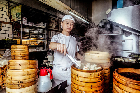 Taipei: Formosa Flavours Food Tour with 12+ Tastings