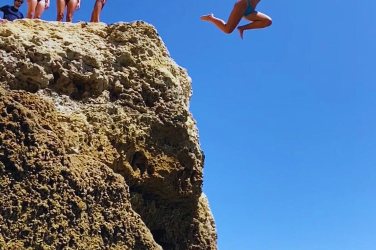 De Faro: Passeio de aventura na caverna de Benagil e muito maisDe Faro: Tour de Aventura à Gruta de Benagil