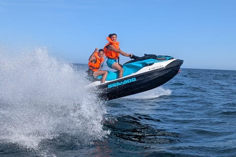 フエンヒロラ：ガイド付きジェットスキーツアー Seadoo GTX Pro 130