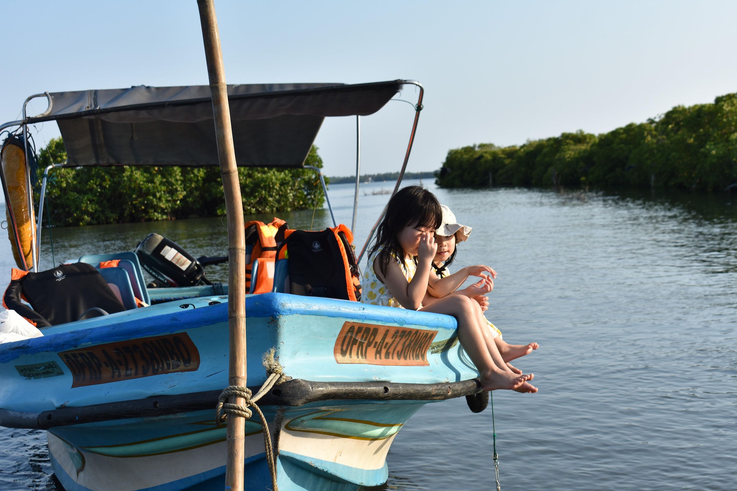 Negombo: Bootstour bei Sonnenuntergang mit Hoteltransfer