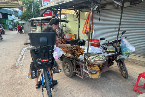 Siem Reap: City Highlights Cycling Tour with Breakfast
