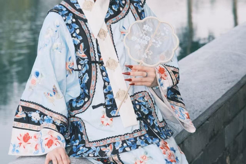 Beijing: Imperial Era Portrait Photography at Landmarks