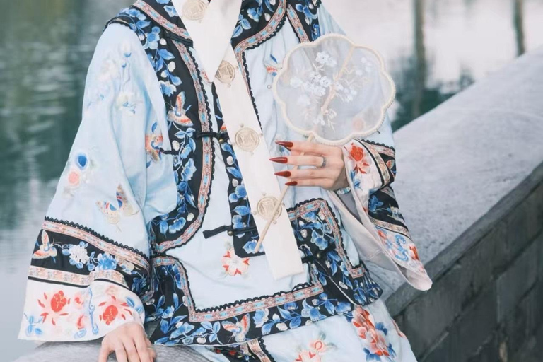 Beijing: Imperial Era Portrait Photography at Landmarks