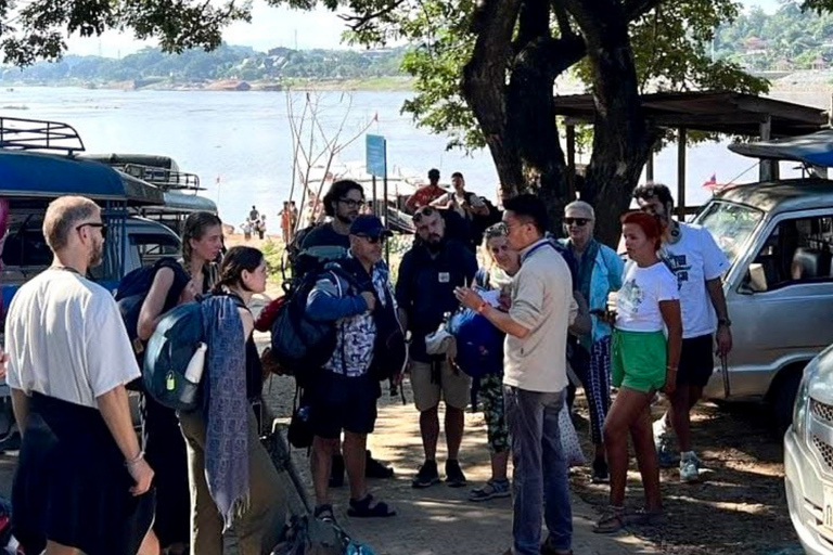 Huay Xai: One-Day Mekong Cruise to Luang Prabang & Caves