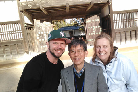 Da Osaka: escursione privata con guida al Monte Koya con veicoloFurgone fino a 7 posti