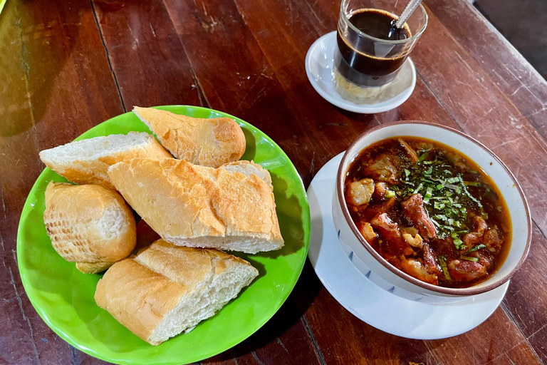 Siem Reap: City Highlights Cycling Tour with Breakfast
