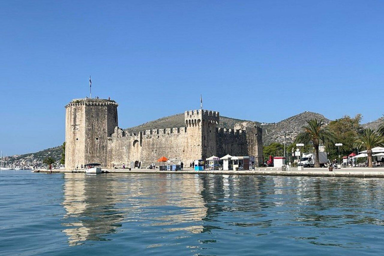 Split: Private Speedboat Charter 3 Islands Half-Day Boat Tour with Blue Lagoon