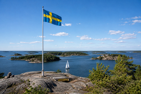 Stockholm Archipelago Sailing Tour | Island Visit and Lunch Half-Day Sailing Adventure