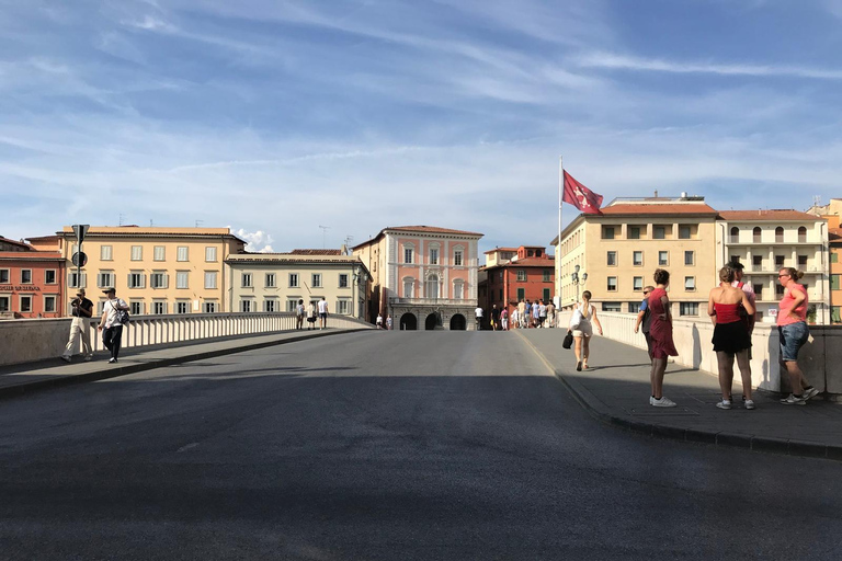 Pisa: Beyond the Tower Round-trip Golf Cart Tour Pisa: Beyond the Tower (1h round-trip tour)