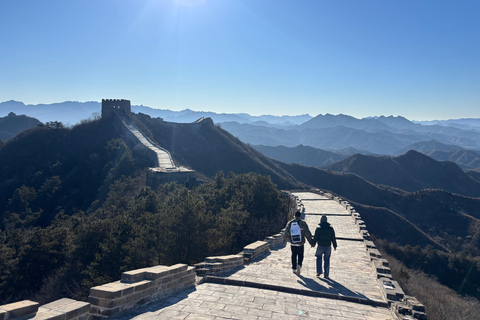 Beijing: Jinshanling Great Wall Private Tour with Lunch Bus to Jinshanling Great wall Hiking tour from Beijing