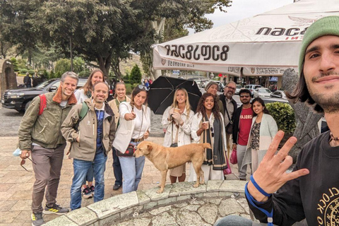Tbilisi: Rooftop and Hidden Alleyways Walking Tour