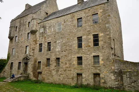 Linlithgow & Falkirk: Lallybroch & Kelpie Shuttle with guide