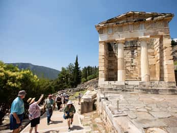 Athen: Dagstur til Delfi med museum og besøk i landsbyen Arachova