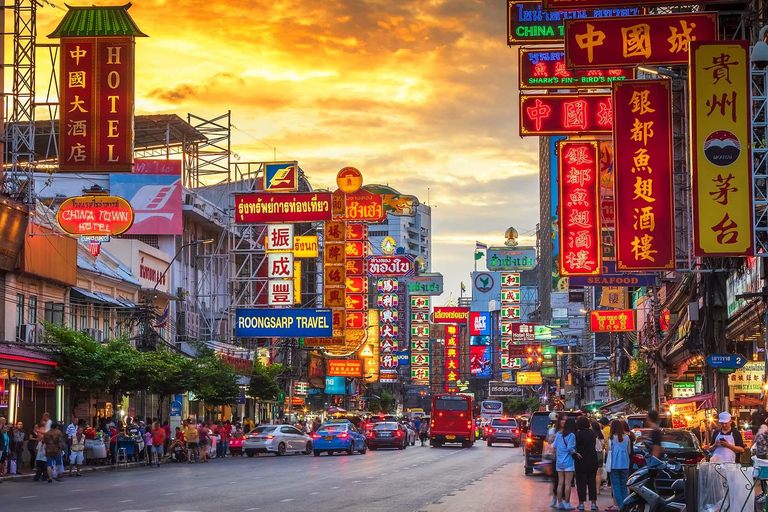 Bangkok: TUK TUK Tour Noturno Privado com Serviço de Busca no Hotel