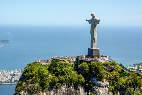 Río: Combo Tour Cristo Redentor en Tren y Pan de Azúcar