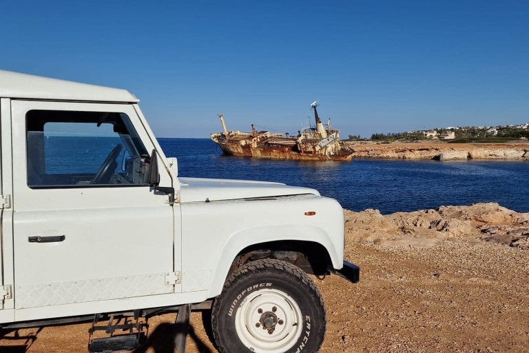 Combinaison Jeep Safari Surf et Turf et bateauDepuis Limassol : Surf and Turf Jeep Safari en Pologne