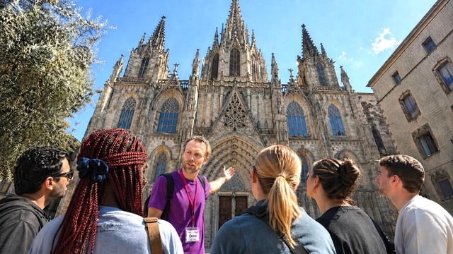 Barcelona: Ramblas, Orașul Vechi și casele lui Gaudí Tur pe jos