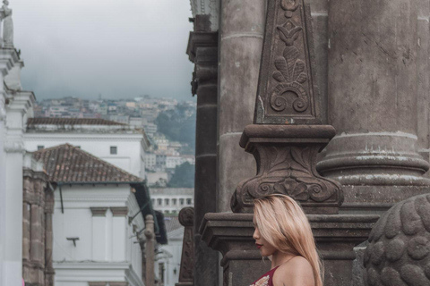 Quito Historic Center: Professional Photoshoot at Iconic Locations Long Session