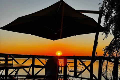Victoria Falls & Chobe: 4-Day Safari with Lodging