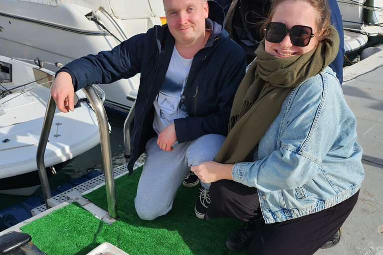 Fuengirola: Salida de Pesca con Bebidas y Material