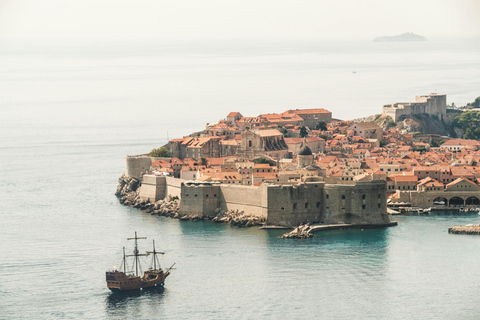 Zagreb to Dubrovnik: VIP Transfer with Your Choice of Tours