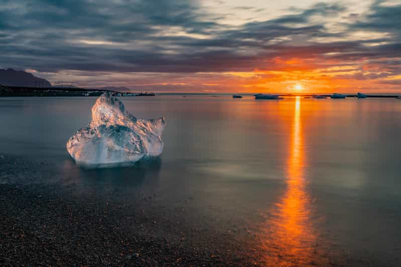 From Djúpivogur: Glacier Lagoon, Diamond Beach & Stokksnes