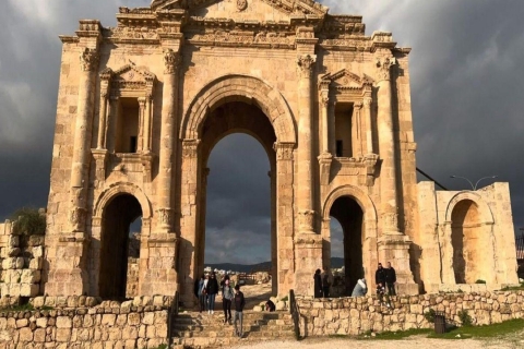 Dagtocht: Jerash en Ajloun kasteel vanuit AmmanDagtour: Jerash - Kasteel Ajloun vanuit Amman