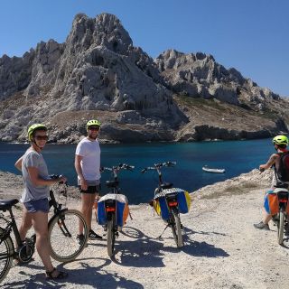 Marseille to Calanques: Full-Day Electric Bike Trip