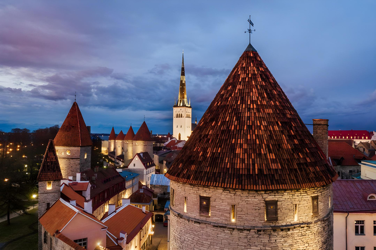 Walking tour in Tallinn