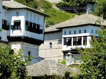 Pelion Villages Small Group Tour: Pinakates, Vizitsa, Milies