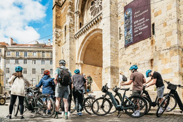 Visit Lisbon City Highlights and Viewpoints E-Bike Tour in Lisboa