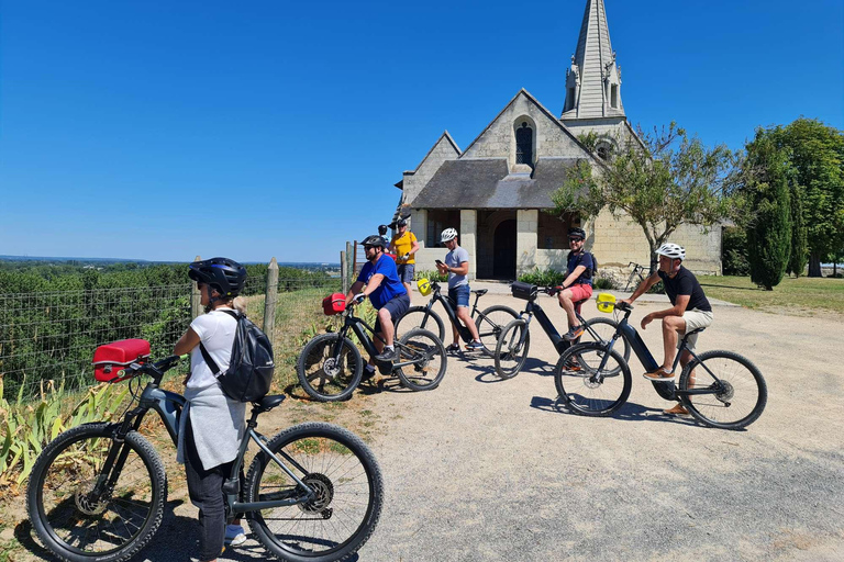 Chateau della Valle della Loira: tour di 2 giorni in bicicletta con degustazione di vini