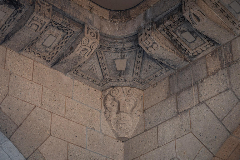Hamburg: Reeperbahn and the Beatles Tour (18+) Spanish