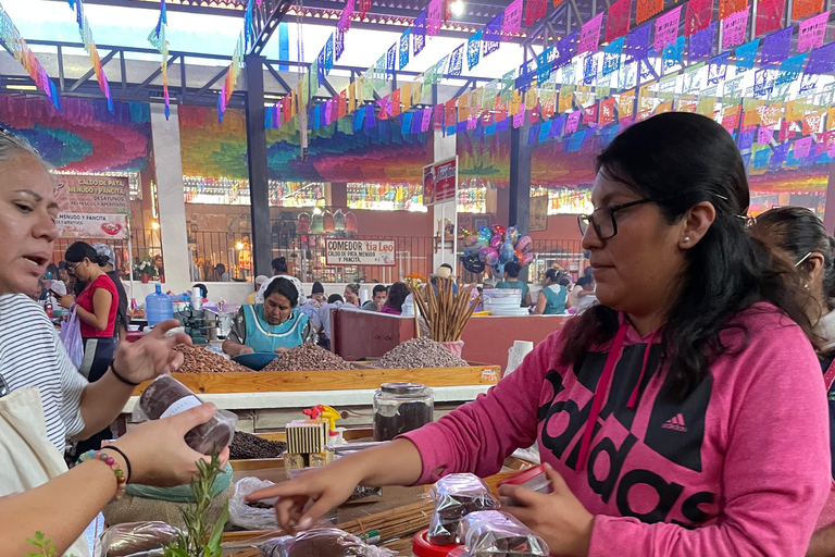 Oaxaca: Mitla Caves, Tlacolula Market, & Textile Tour