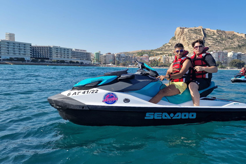 Alicante : Excursion en jetski sur l'île de Tabarca avec collations