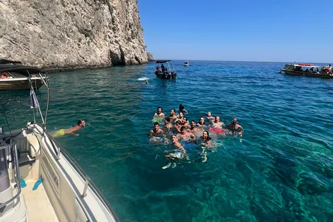Laganas:Turtles, Marathonisi, Keri caves with speedboat