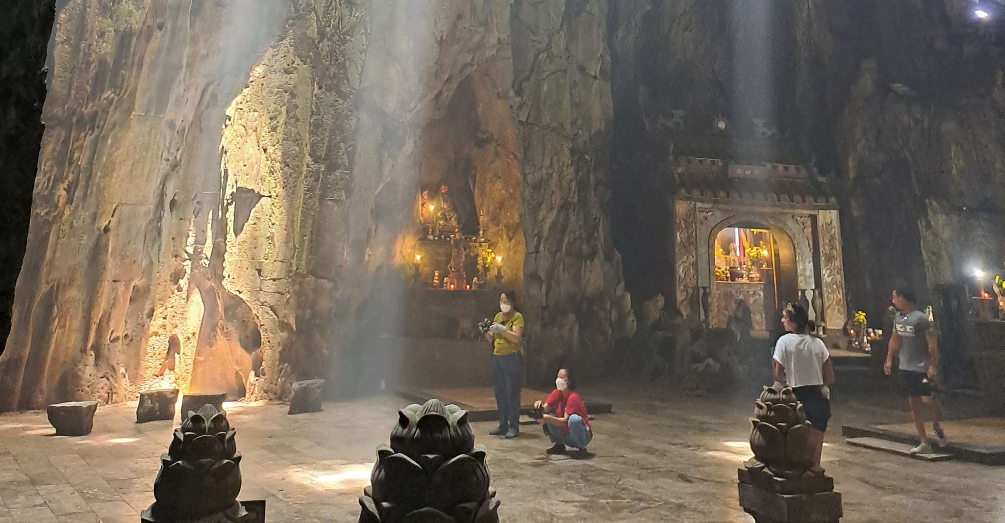 Marmorberge und Lady Buddha aus Hoi An OR Da Nang - Hizvo