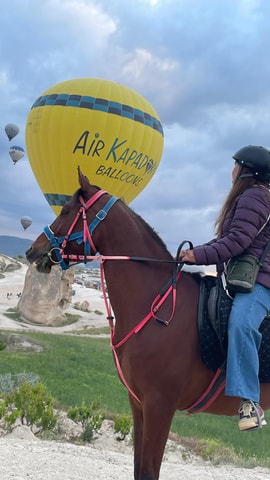 Cappadocia: Fascinating Horse Tour in Göreme Valleys