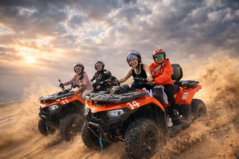 Doha Desert Safari: Sunset Dune Bashing Camp Access & Dinner