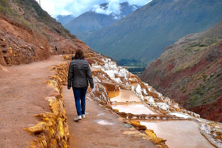 Depuis Cusco : Visite guidée de Chinchero, Moray et Salineras.