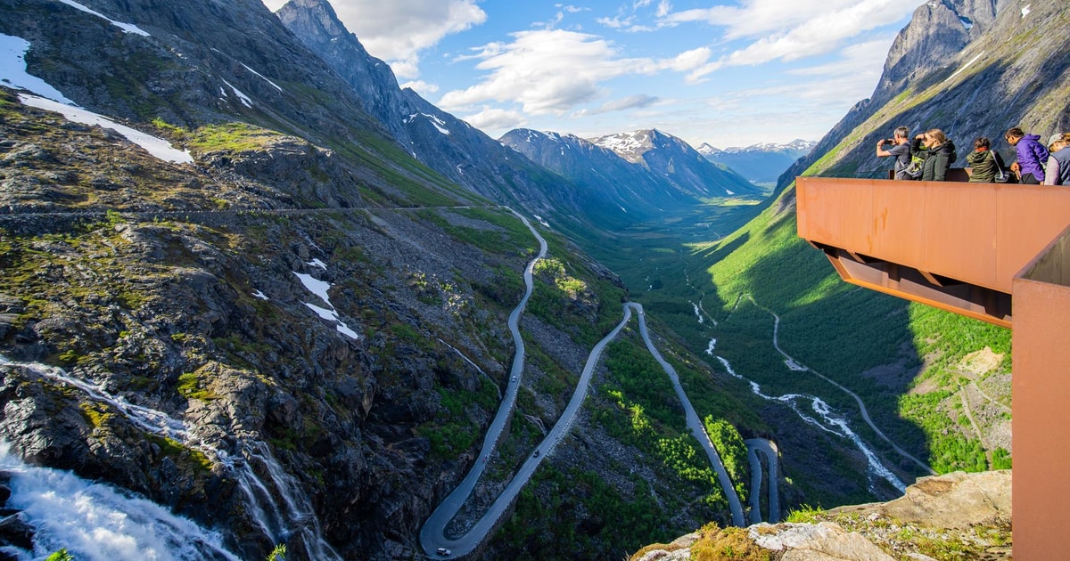 trollstigen bus tour