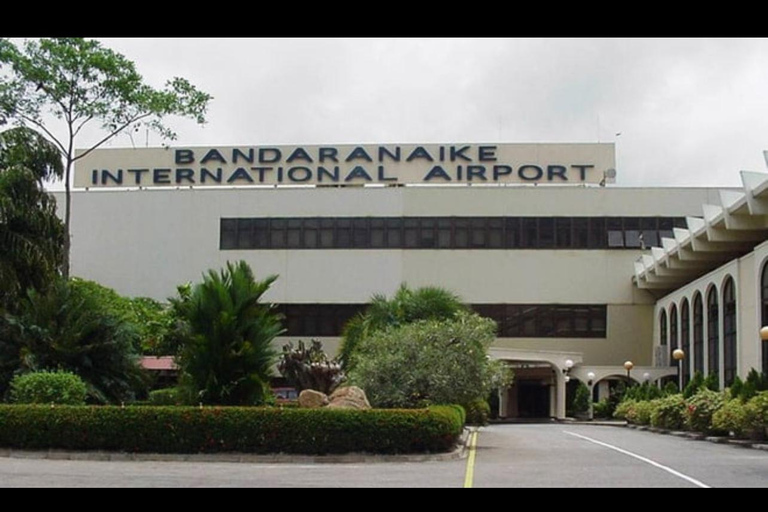 CMB Airport to Colombo Express Transfer With Sightseeing