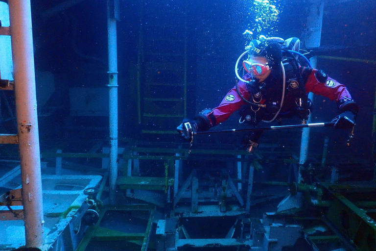 Larnaca: Private Wreck Diving Tour with Gear & Photos